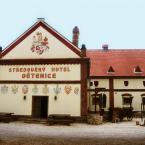 Středověký hotel Dětenice