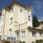 SEMČICE Semenářská vila