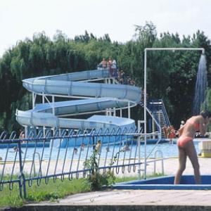 KOUPALISTE MELNIK, Autor: Archiv: Letní koupaliště a bazén Mělník
